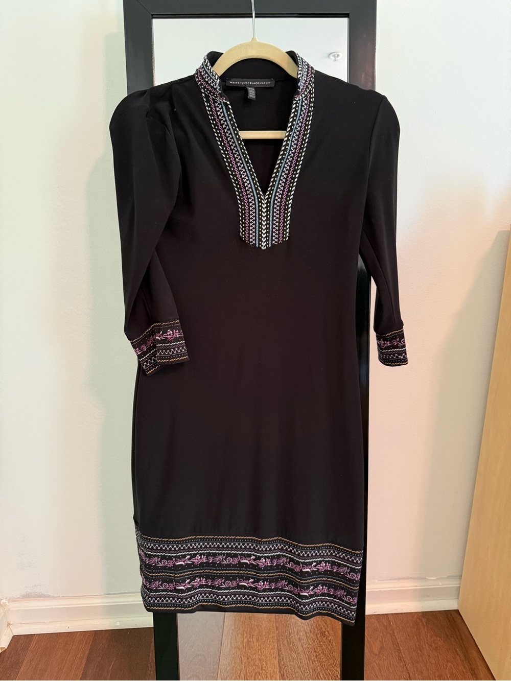 White House Black Market Black Embroidered V-Neck Long Sleeve Shift Dress